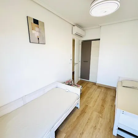 Апартаменти La Mata Beachfront With Sea View And Pool Торрев'єха